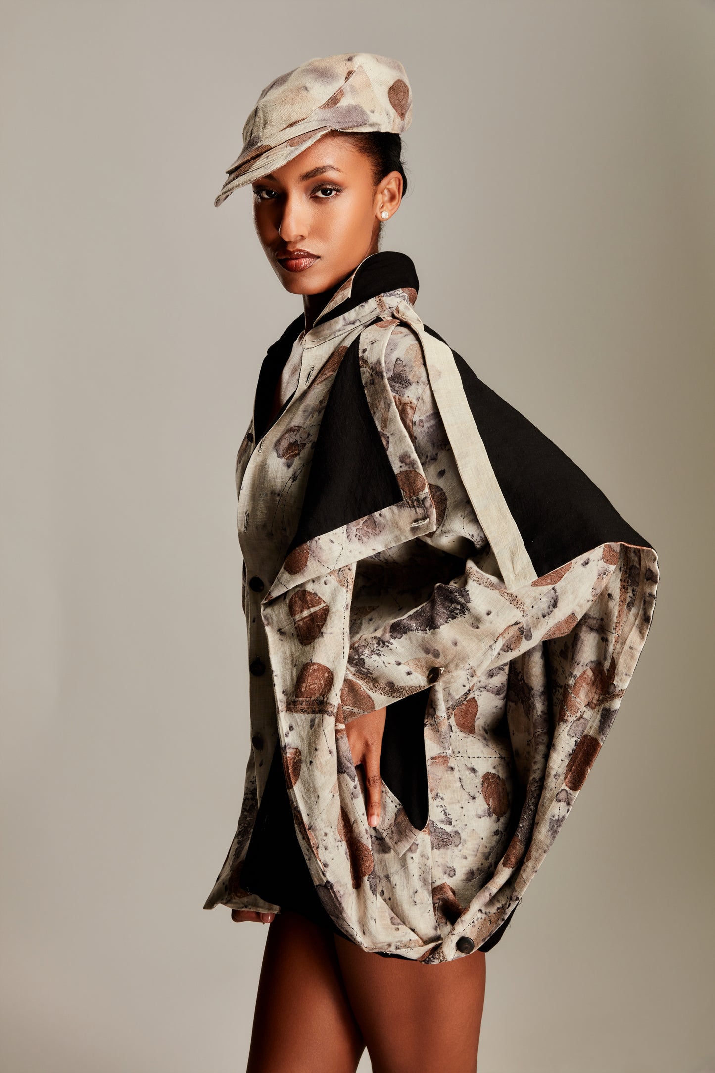 The LOTUS SUMMER COAT