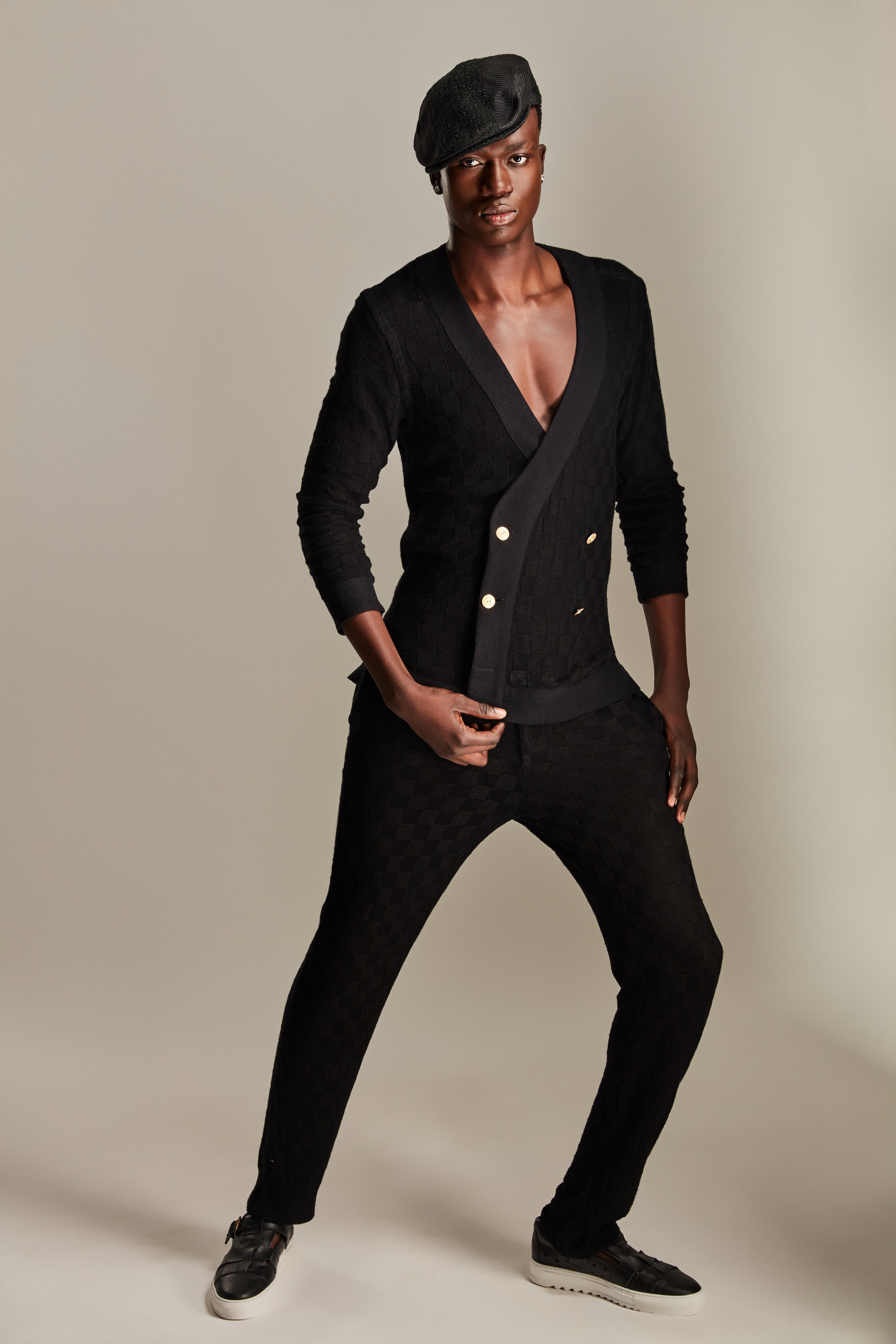 The EBONY ELEGANCE SET